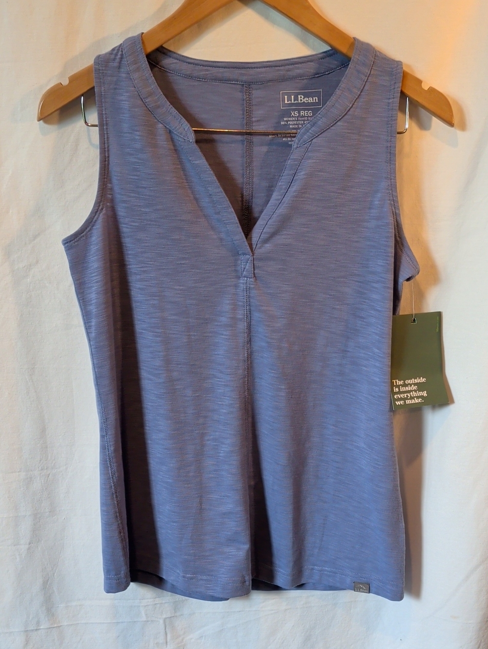 L.L. Bean Women's Lavender Blue V-Neck Sleeveless Tank